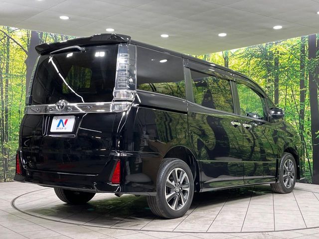 TOYOTA VOXY 4WD 2018 Image 31