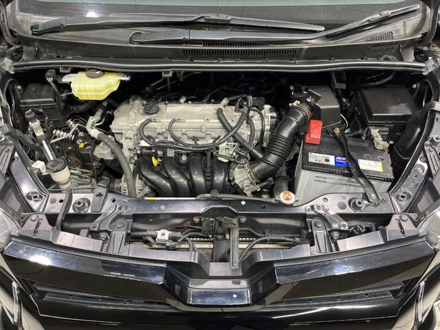 TOYOTA VOXY 4WD 2018 Image 31