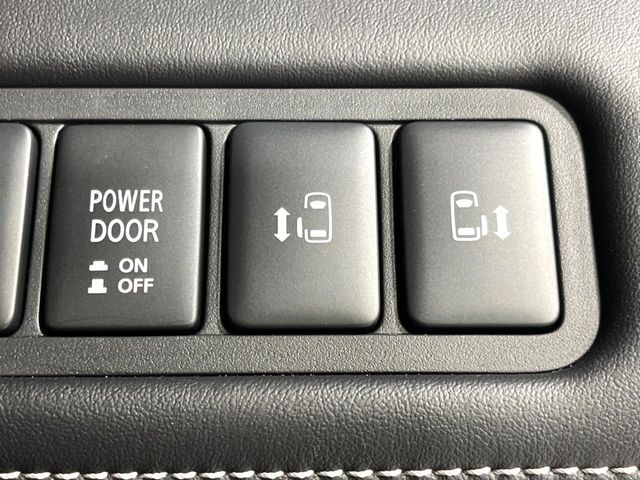 MITSUBISHI DELICA D:5 4WD 2024 Image 31