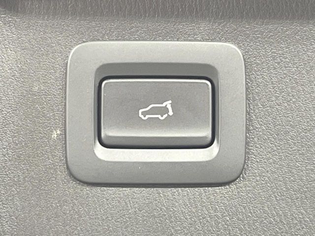 MAZDA CX-8 2023 Image 31