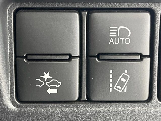 TOYOTA NOAH 2019 Image 31