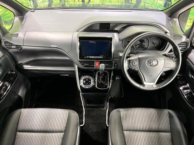 TOYOTA VOXY 4WD 2020 Image 31