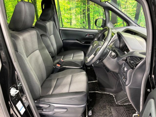 TOYOTA VOXY 4WD 2020 Image 31