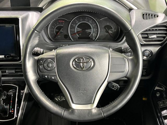 TOYOTA VOXY 4WD 2020 Image 31
