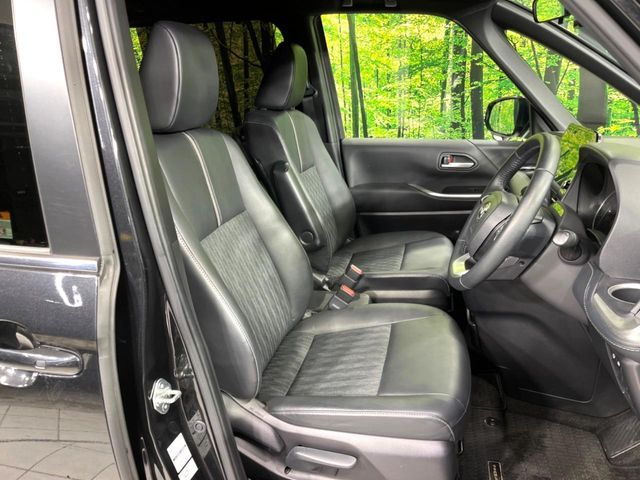 TOYOTA NOAH 4WD 2022 Image 31