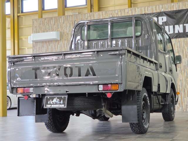 TOYOTA DYNA 2010 Image 31