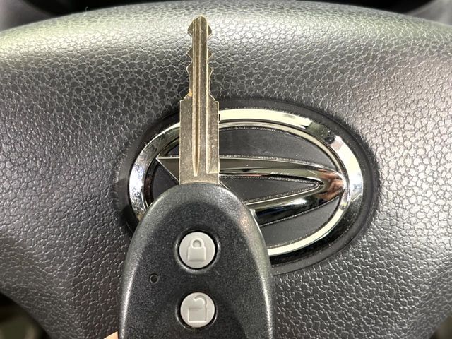 DAIHATSU MIRA E:S 4WD 2012 Image 31