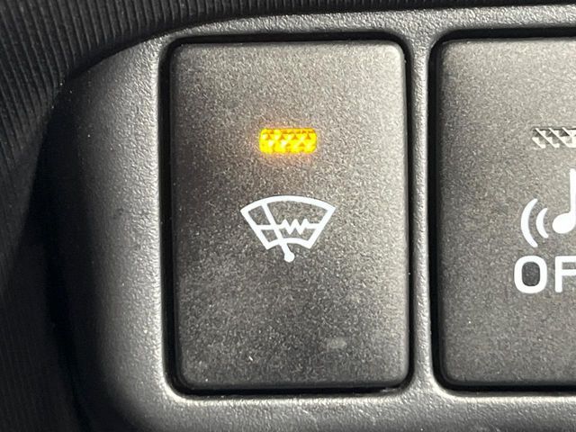 TOYOTA AQUA 2015 Image 31