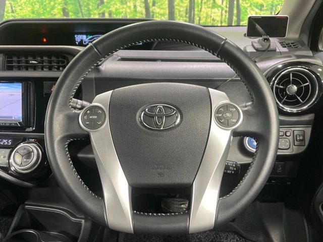 TOYOTA AQUA 2015 Image 31