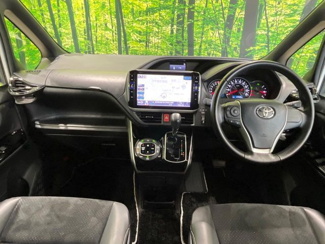 TOYOTA VOXY 2020 Image 31