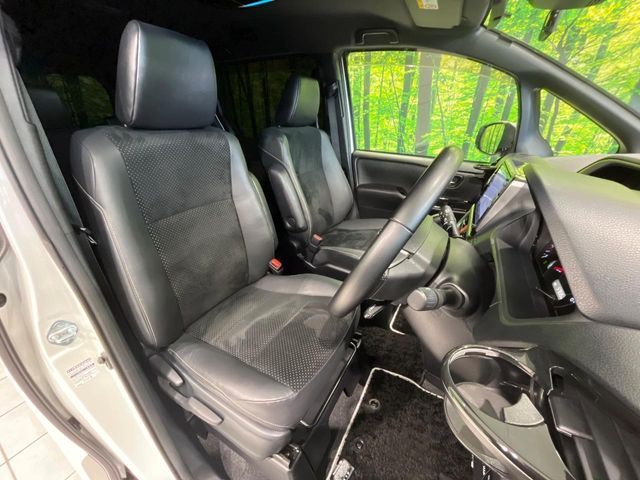 TOYOTA VOXY 2020 Image 31