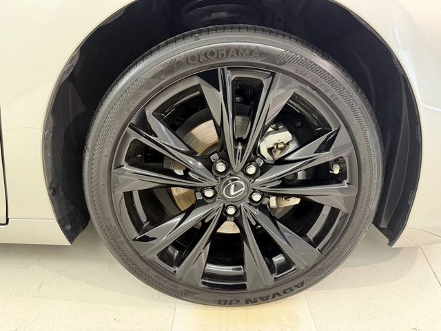 TOYOTA LEXUS ES300H 2023 Image 31