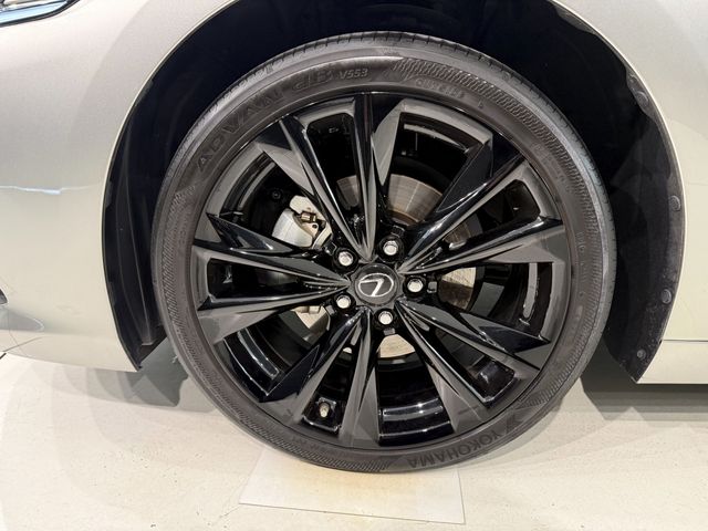 TOYOTA LEXUS ES300H 2023 Image 31