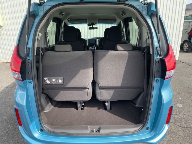 HONDA FREED HYBRID 2017 Image 31