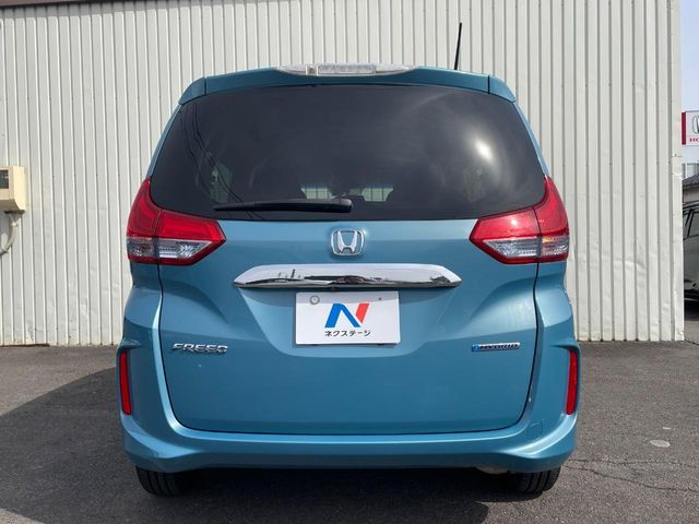 HONDA FREED HYBRID 2017 Image 31