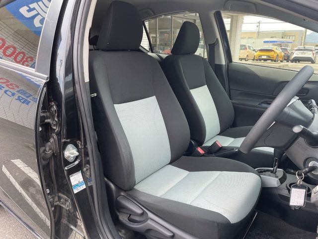 TOYOTA AQUA 2013 Image 31