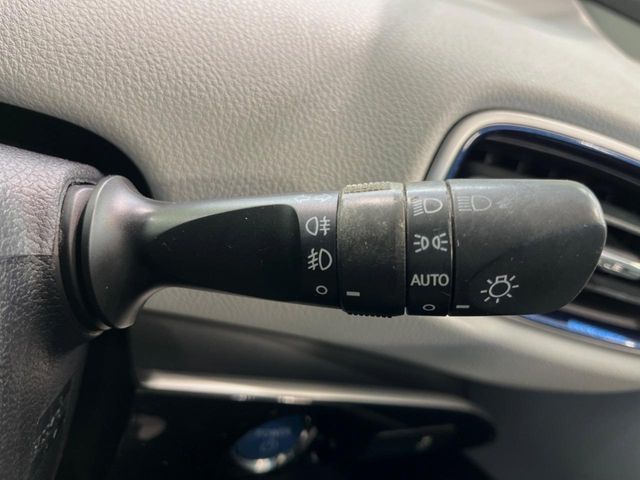 TOYOTA PRIUS 2016 Image 31