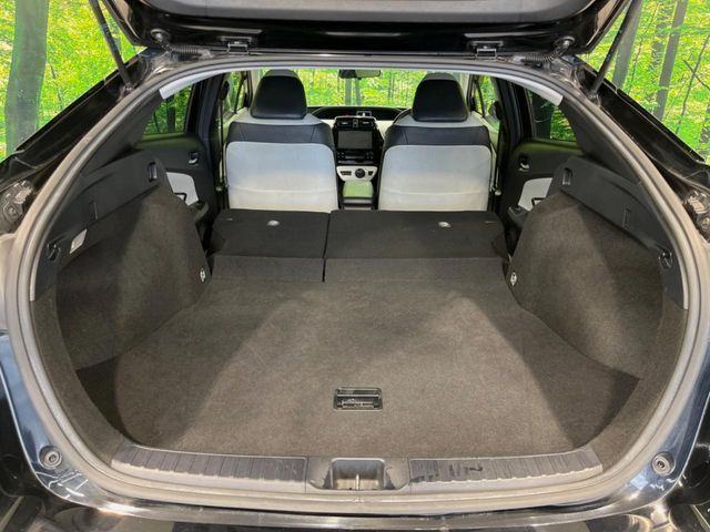 TOYOTA PRIUS 2016 Image 31