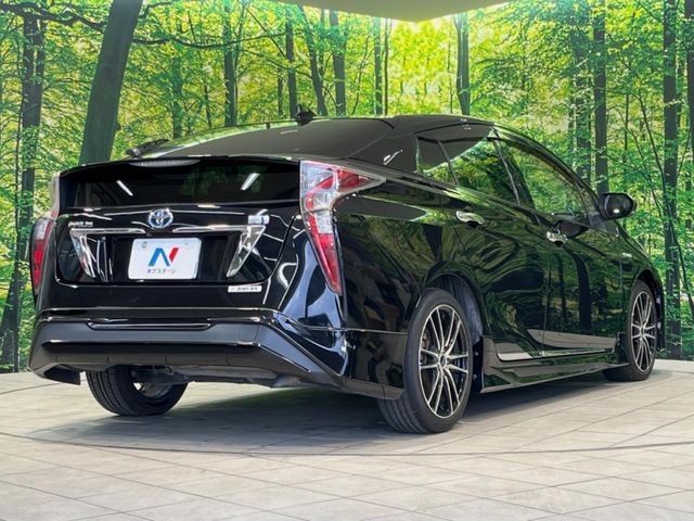 TOYOTA PRIUS 2016 Image 31