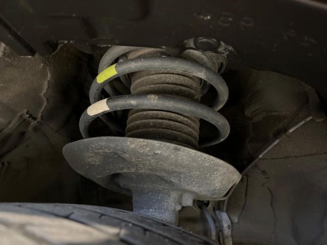 TOYOTA PRIUS 2016 Image 31