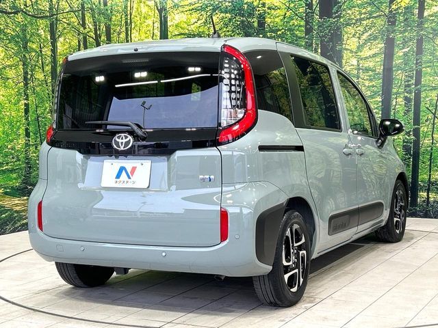 TOYOTA SIENTA HYBRID 2022 Image 31