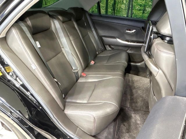 TOYOTA CROWN SEDAN 2012 Image 31