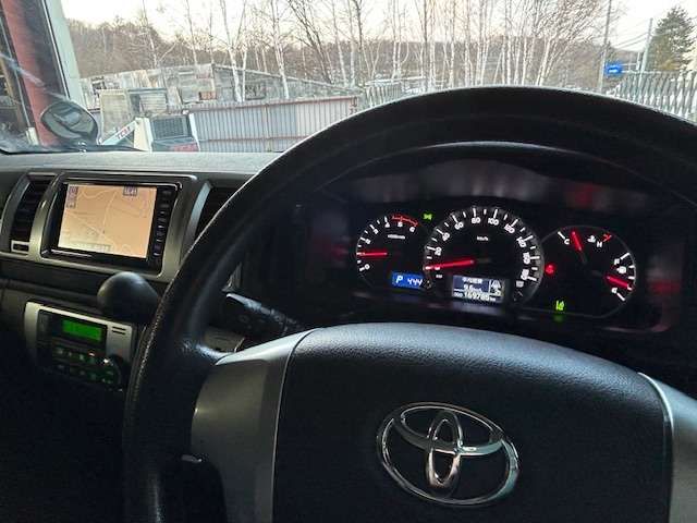 TOYOTA REGIUSACE VAN 4WD 2020 Image 31