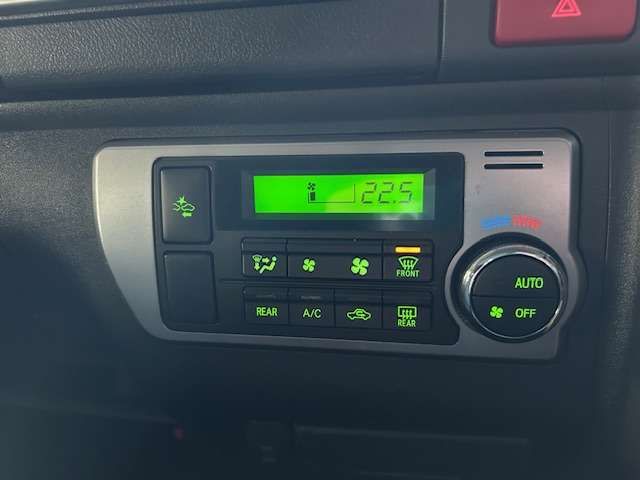 TOYOTA REGIUSACE VAN 4WD 2020 Image 31