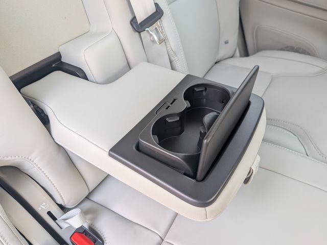 VOLVO XC90 2024 Image 31
