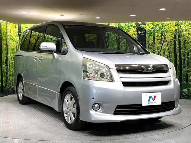 TOYOTA NOAH 2009 Image 31