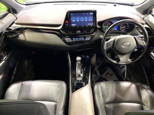 TOYOTA C-HR 2017 Image 31