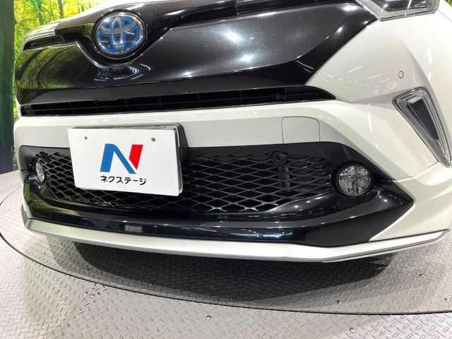 TOYOTA C-HR 2017 Image 31