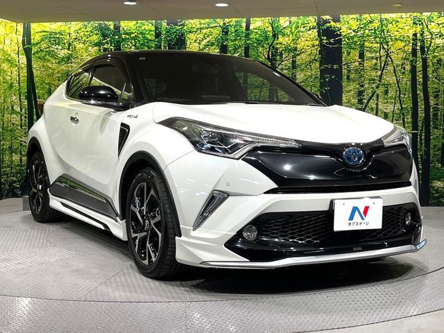 TOYOTA C-HR 2017 Image 31