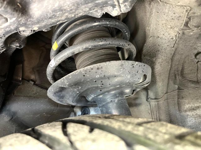 TOYOTA C-HR 2017 Image 31