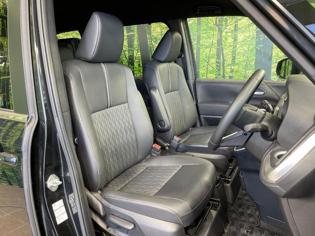 TOYOTA NOAH 2023 Image 31