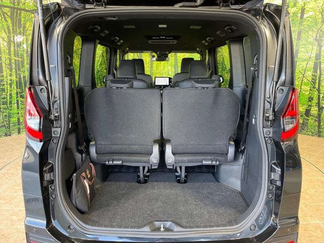 TOYOTA NOAH 2023 Image 31