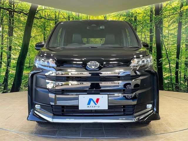 TOYOTA NOAH 2023 Image 31