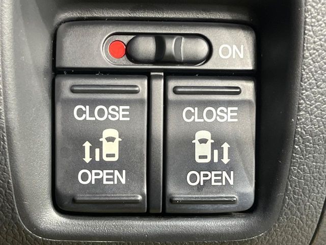 HONDA N BOX 2013 Image 31