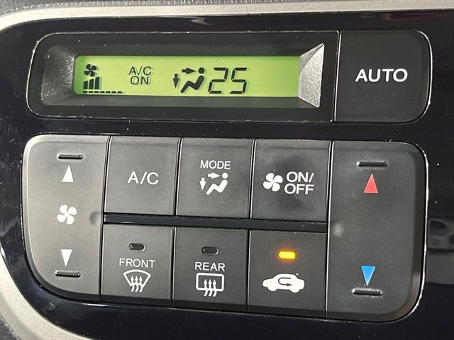 HONDA N BOX 2013 Image 31