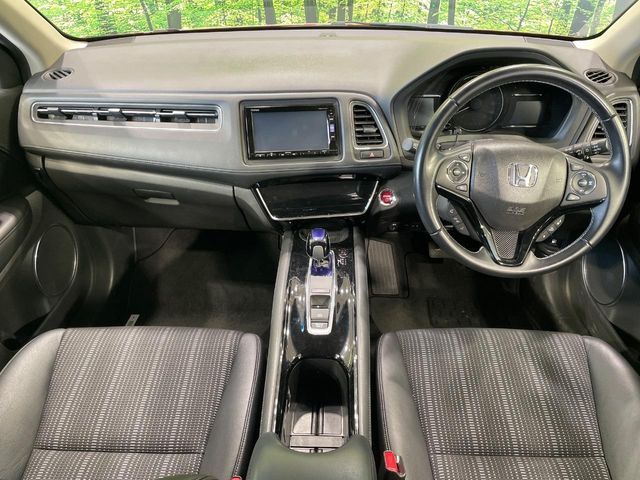 HONDA VEZEL HYBRID 2017 Image 31