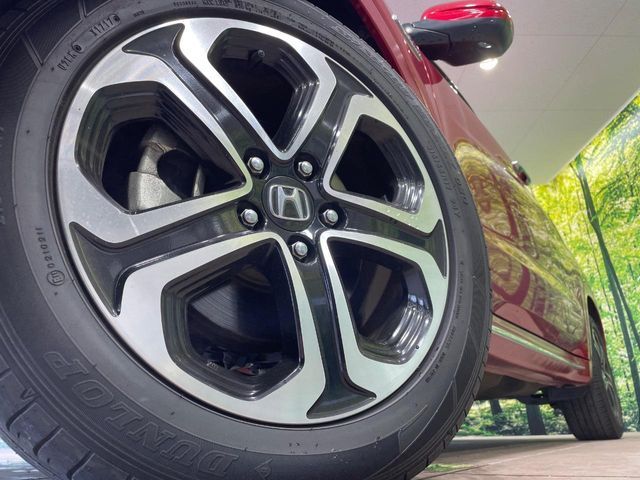 HONDA VEZEL HYBRID 2017 Image 31