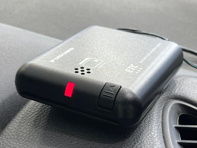 TOYOTA YARIS 2022 Image 31