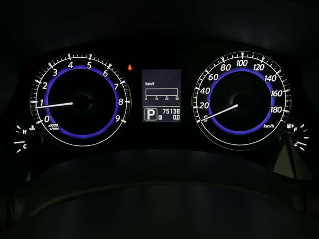 NISSAN SKYLINE CROSSOVER 4W 2011 Image 31