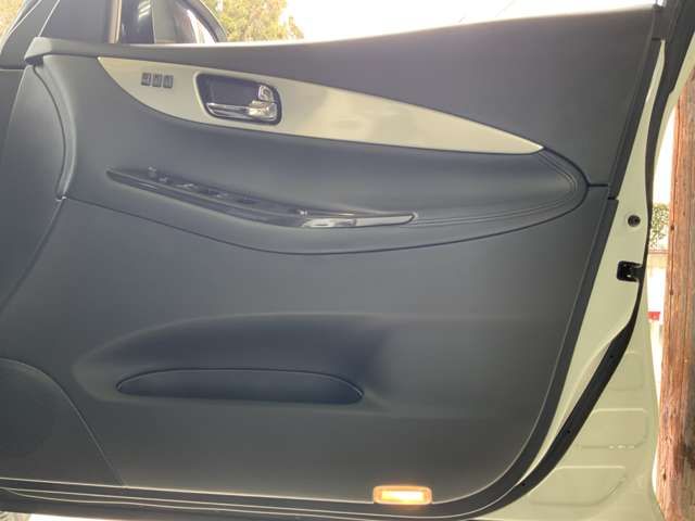 NISSAN SKYLINE CROSSOVER 4W 2011 Image 31