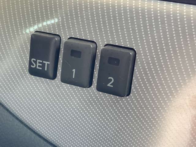 NISSAN SKYLINE CROSSOVER 4W 2011 Image 31