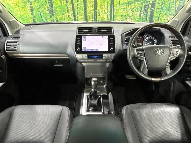 TOYOTA LANDCRUISER PRADO 2022 Image 31