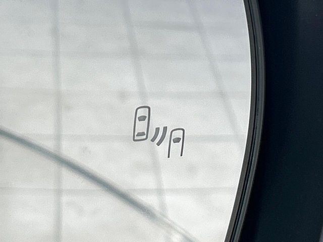 TOYOTA LANDCRUISER PRADO 2022 Image 31