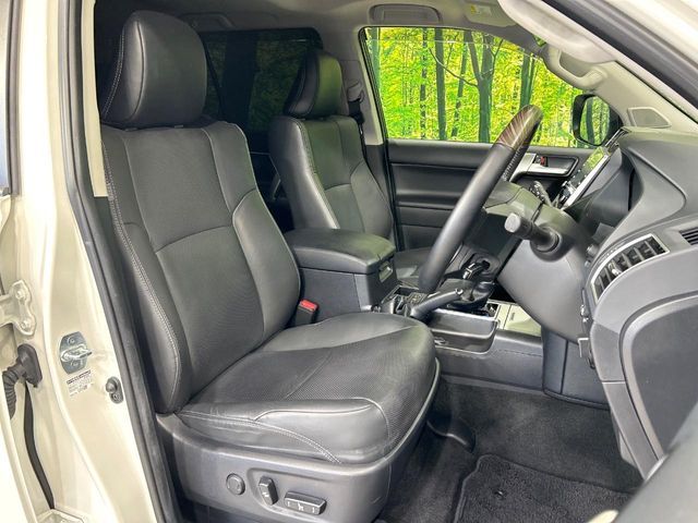 TOYOTA LANDCRUISER PRADO 2022 Image 31