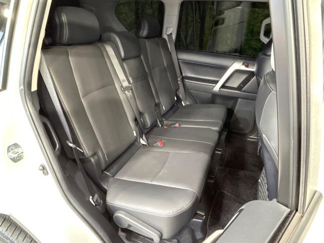 TOYOTA LANDCRUISER PRADO 2022 Image 31