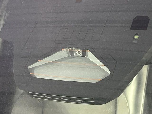 TOYOTA COROLLA CROSS HYBRID 2025 Image 31